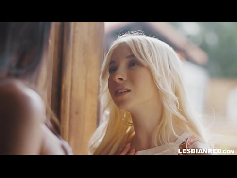 ❤️ Tagann an cailín abhaile cúpla mí ina dhiaidh sin agus itheann sí pussy a leasmham ️❌ Super sex ag ga.pornohammer.ru ❌